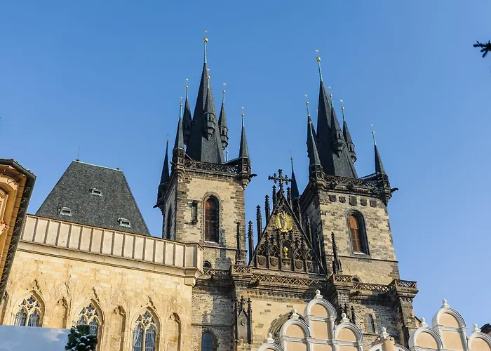 Spacious 3-bedrooms Near Karlin Square Prag