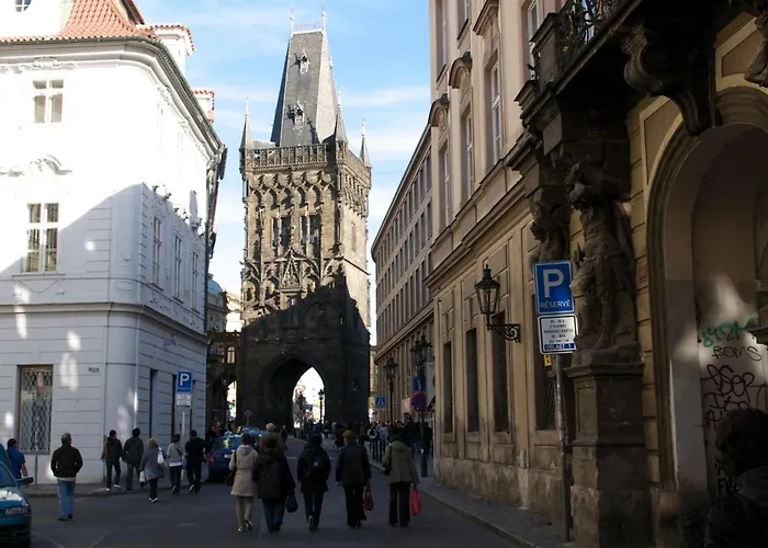 Apartamento Spacious 3-bedrooms Near Karlin Square Praga